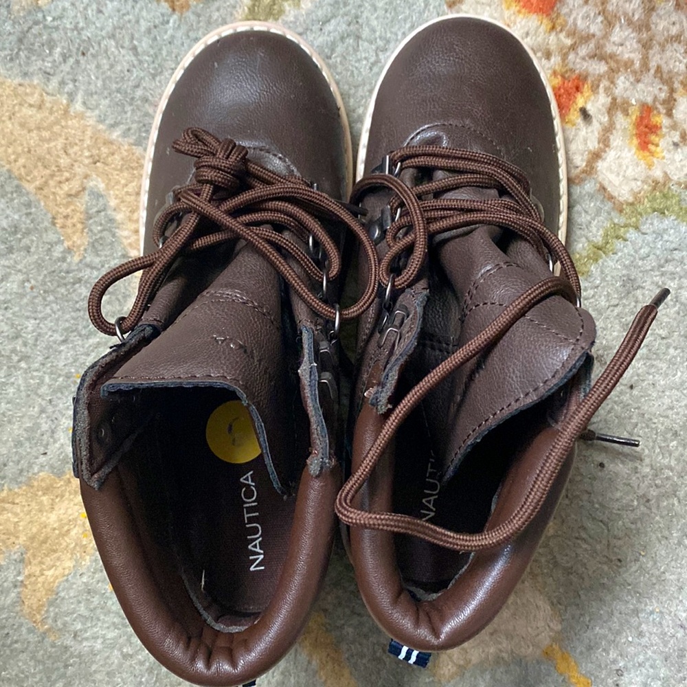 Nautica Brown boots